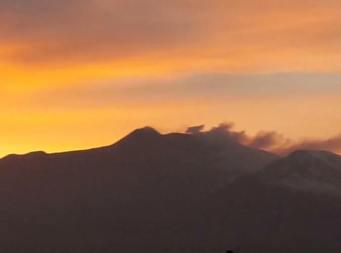Acqua E Fuoco Chez Rachel Рипосто